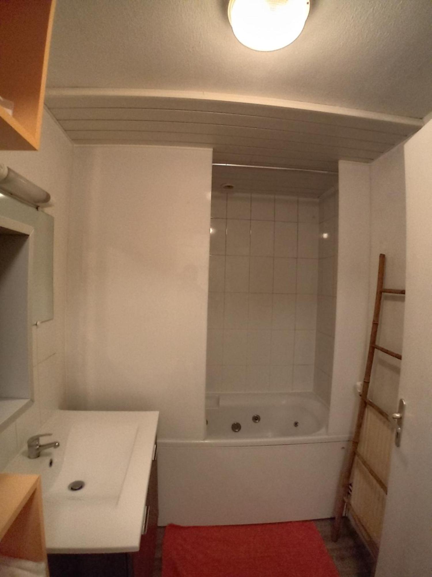 Appart Chartreux Baignoire Massante ,A 3 Minutes Du Centre En Bus! 2 Etoiles Atout France Voiron Dış mekan fotoğraf